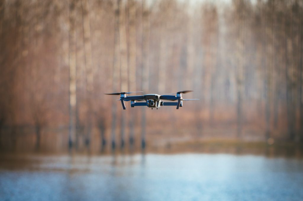Mavic 2 pro- Guía Completa para Empezar en la Fotografía Aérea con Drones - RoCDron, expertos en filmación y fotografía aérea.
